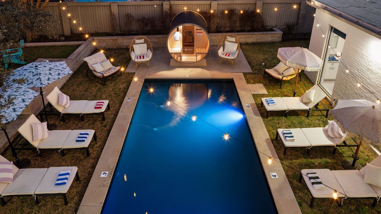 Photo of Outdoor in Highland Park West