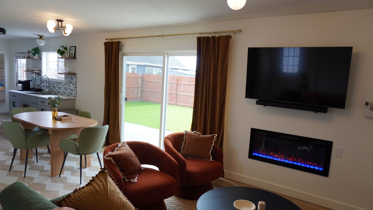 Photo of Livingroom in Redmond
