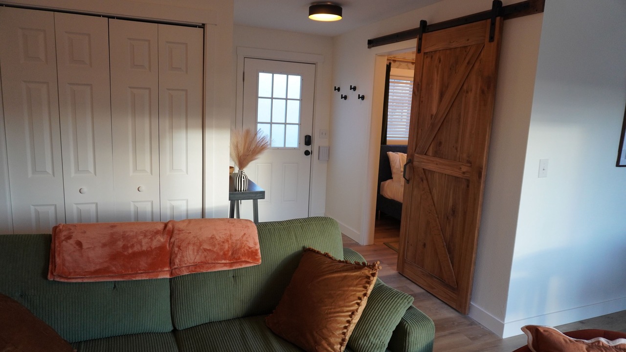 Photo of Livingroom in Redmond