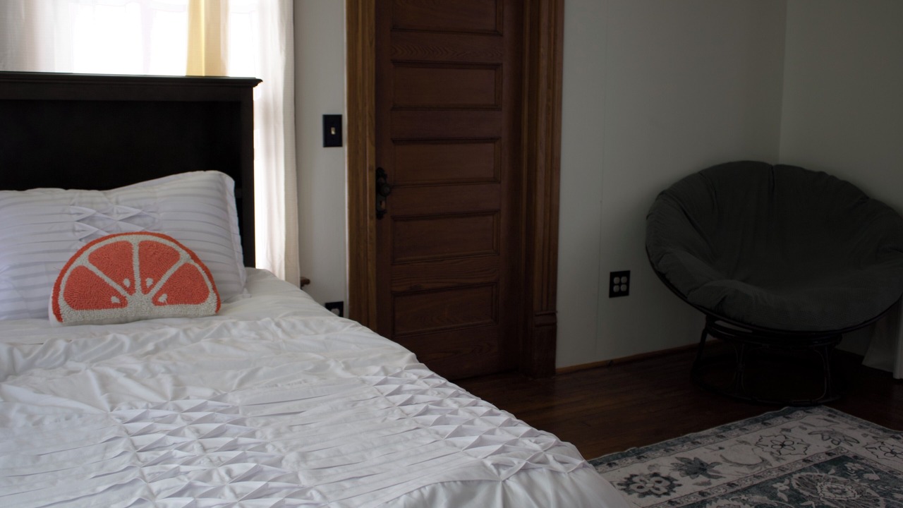 Photo of Bedroom in Melrose Park
