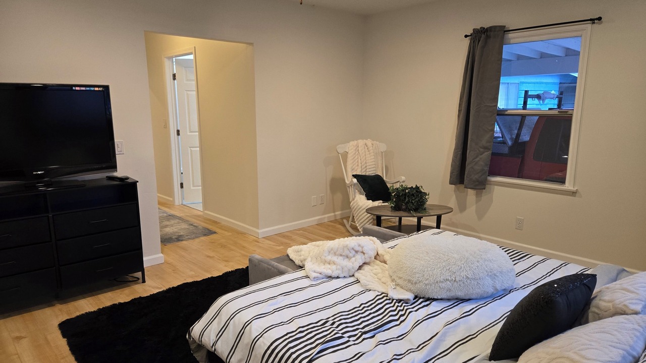 Photo of Bedroom in Encino