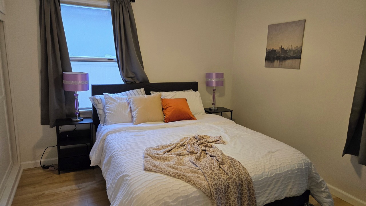 Photo of Bedroom in Encino