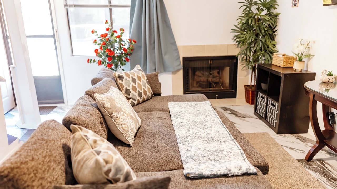 Photo of Livingroom in Huntsville