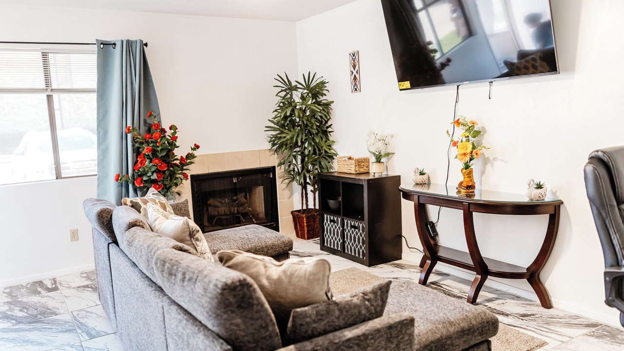 Photo of Livingroom in Huntsville