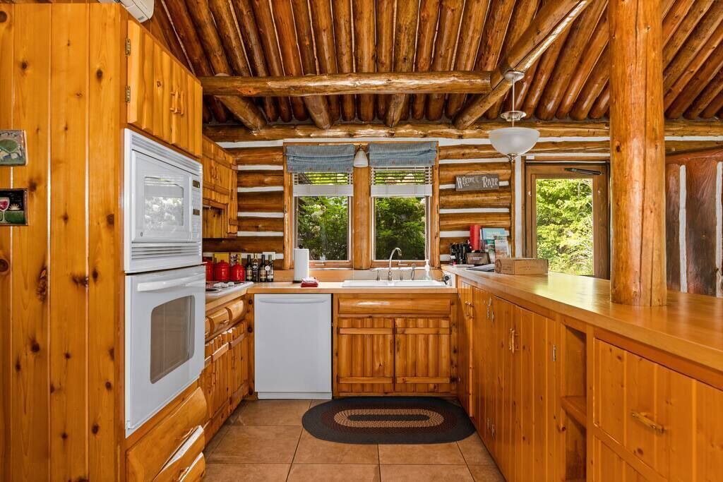 Photo of Kitchen in Mayfield