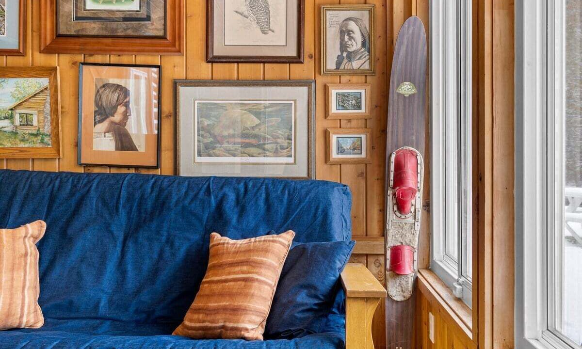 Photo of Livingroom in Mayfield