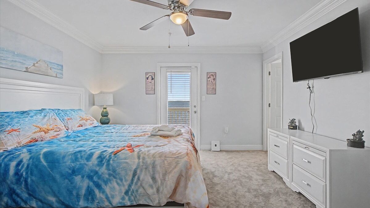 Photo of Bedroom in Panacea