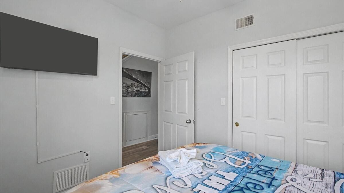 Photo of Bedroom in Panacea