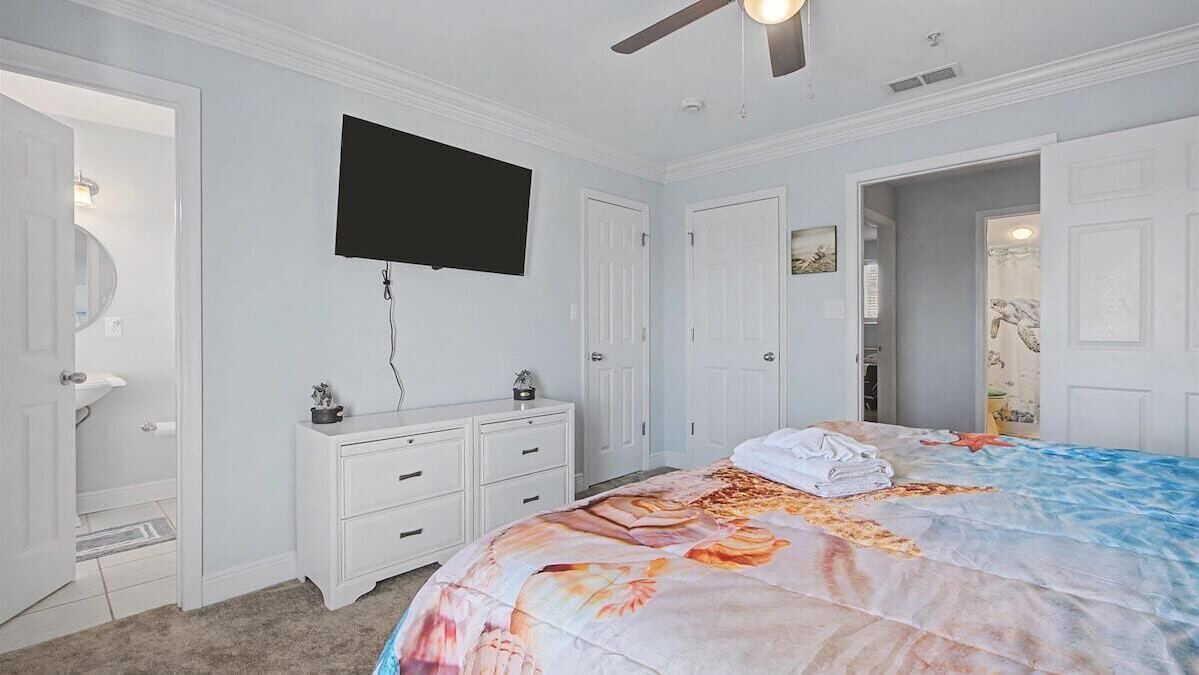 Photo of Bedroom in Panacea