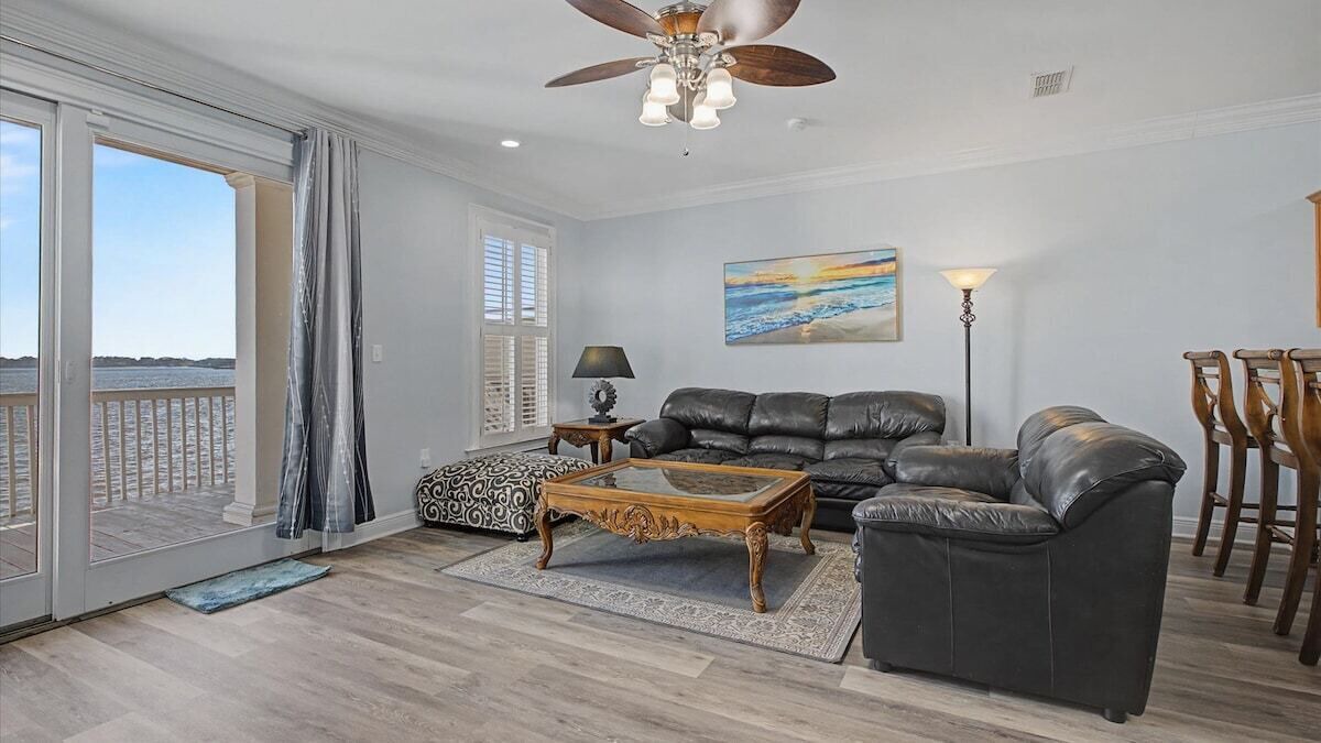 Photo of Livingroom in Panacea