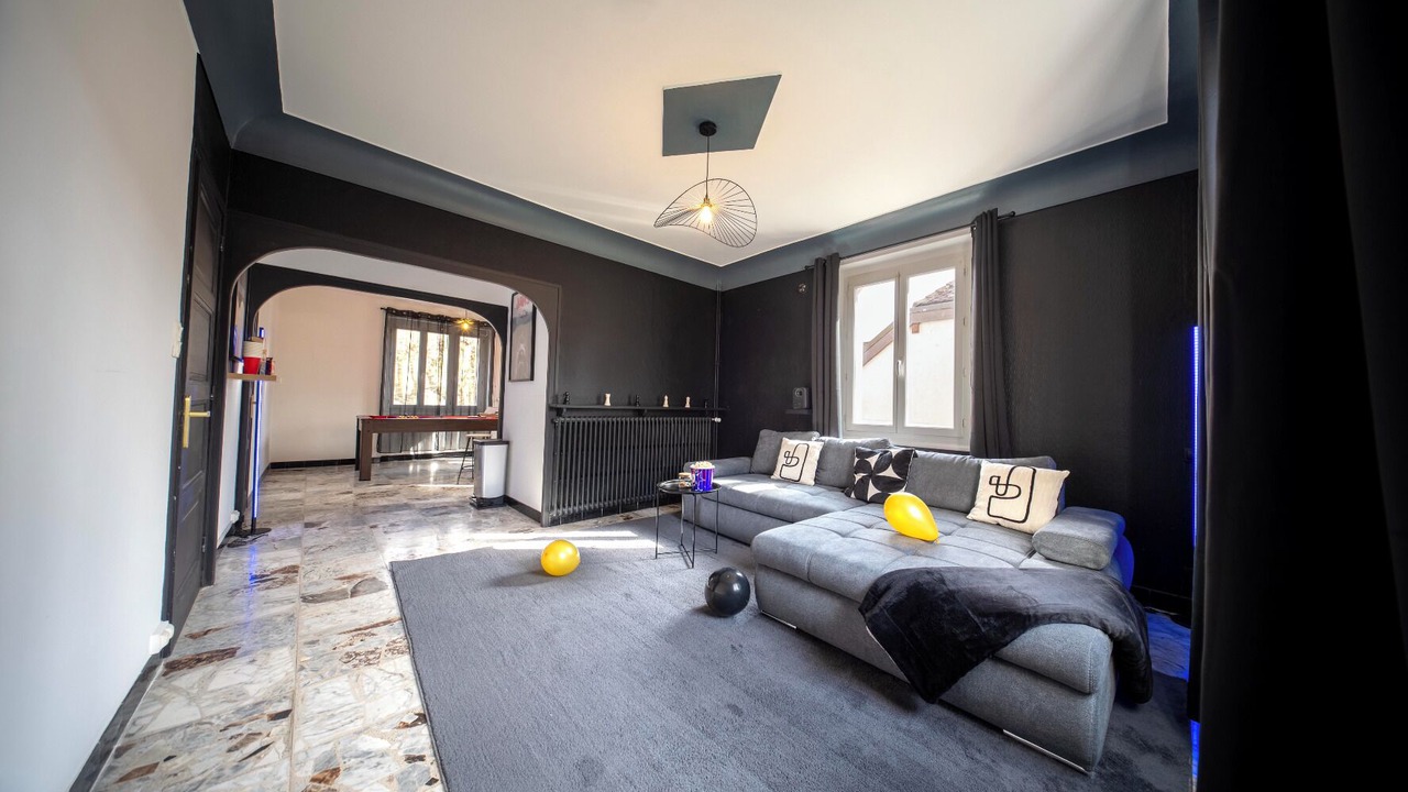 Photo of Livingroom in Belley