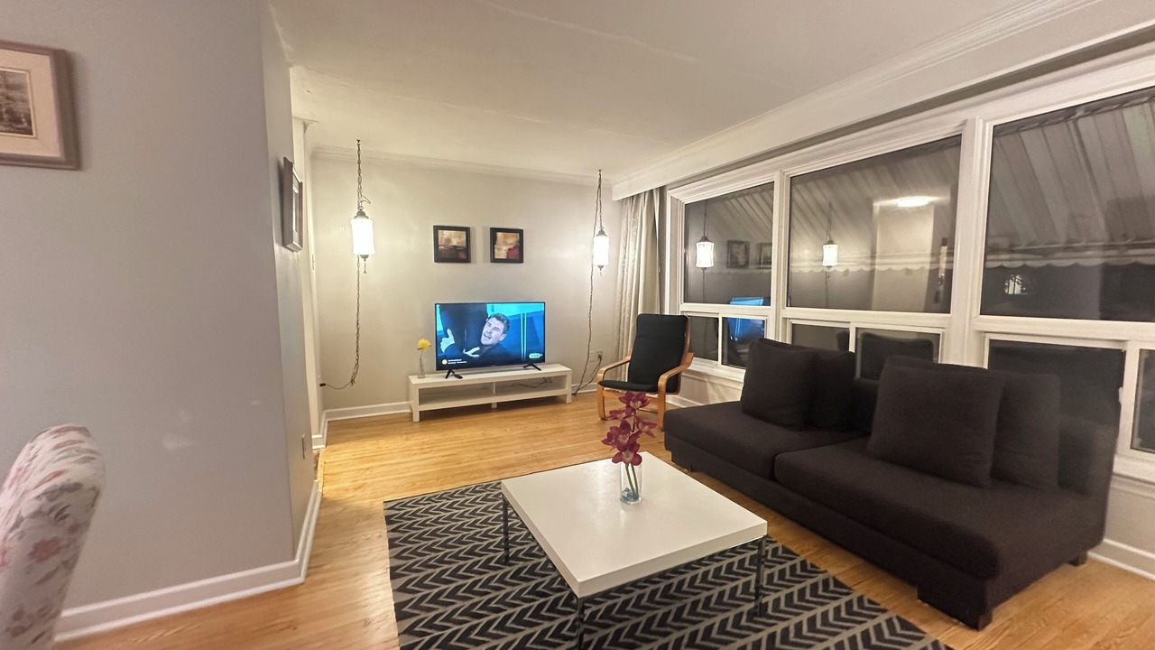 Photo of Livingroom in Willowdale