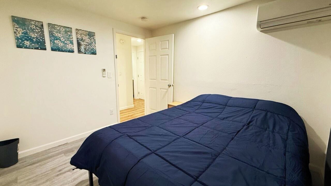 Photo of Bedroom in Centerville