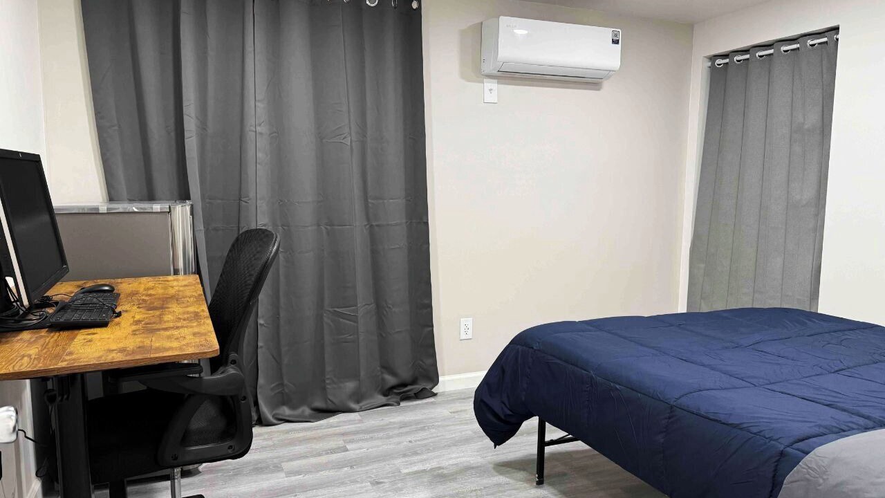 Photo of Bedroom in Centerville