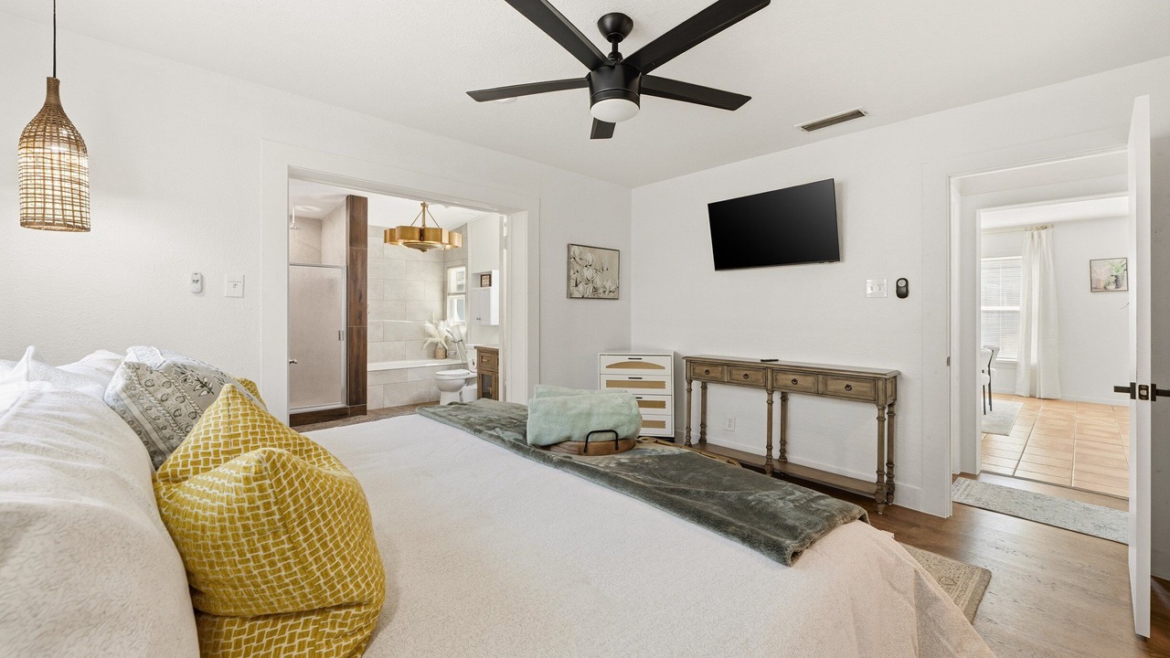Photo of Bedroom in Del Mar