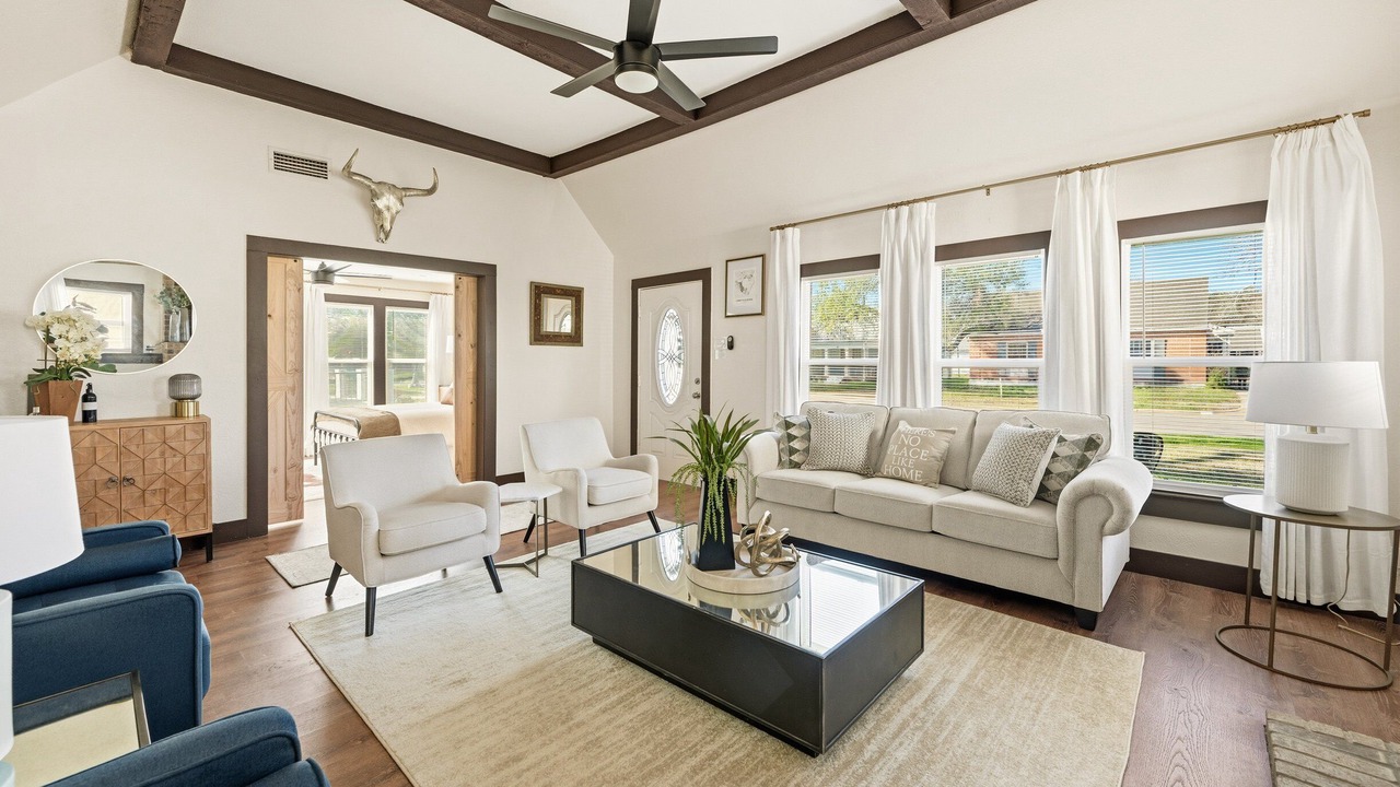 Photo of Livingroom in Del Mar