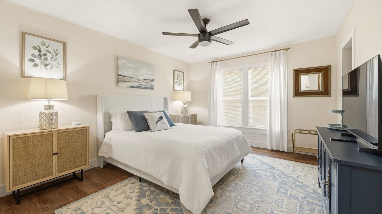 Photo of Bedroom in Del Mar