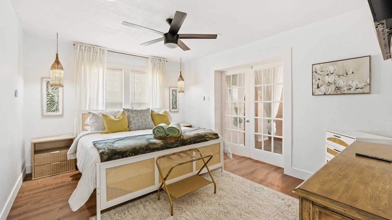 Photo of Bedroom in Del Mar