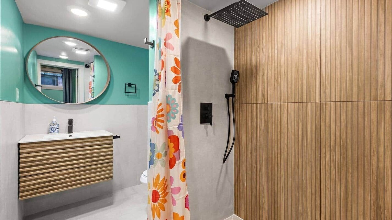 Photo of Bathroom in Hackensack River Waterfront