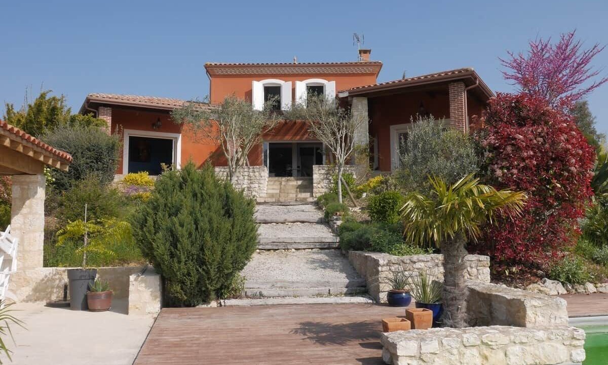 Photo of Outdoor in Castin