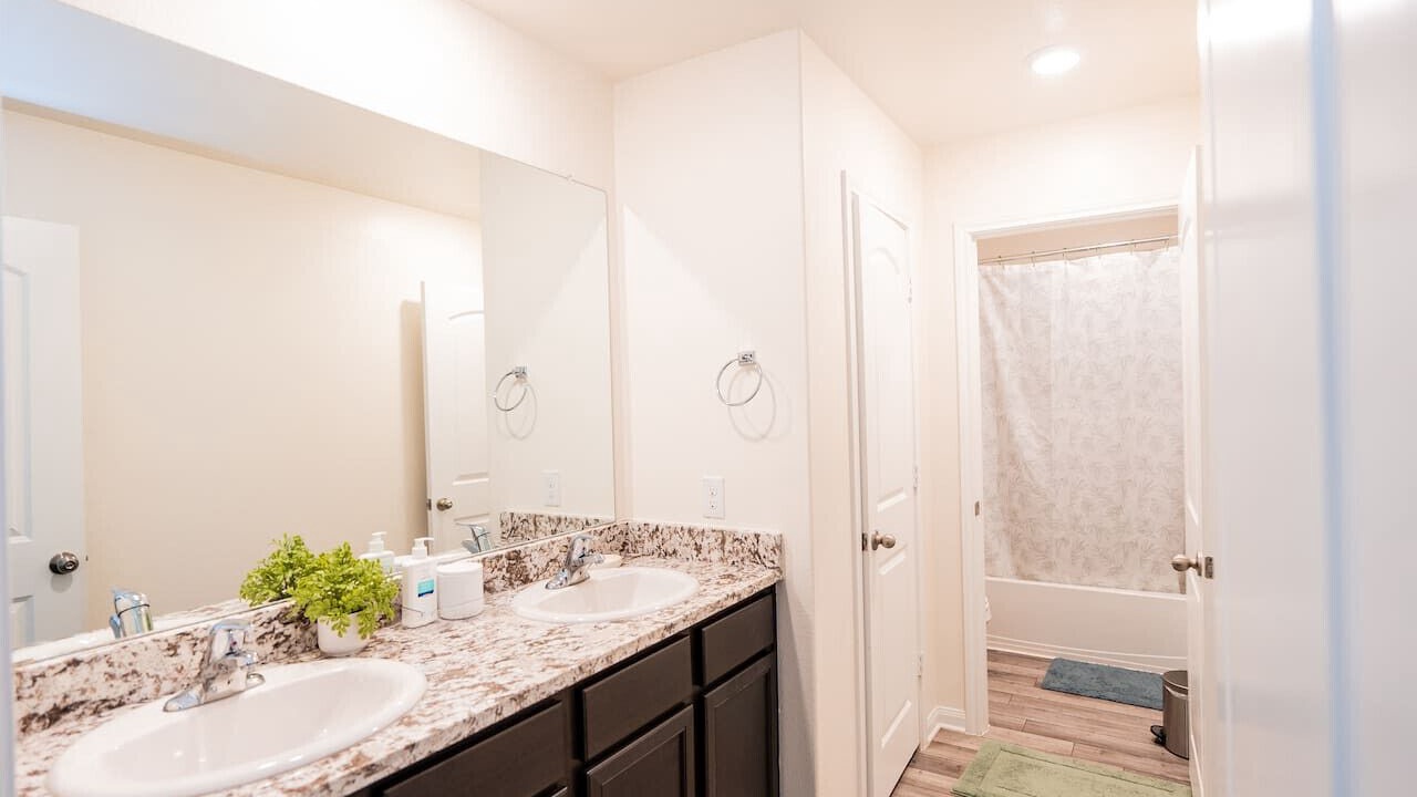 Photo of Bathroom in Kyle