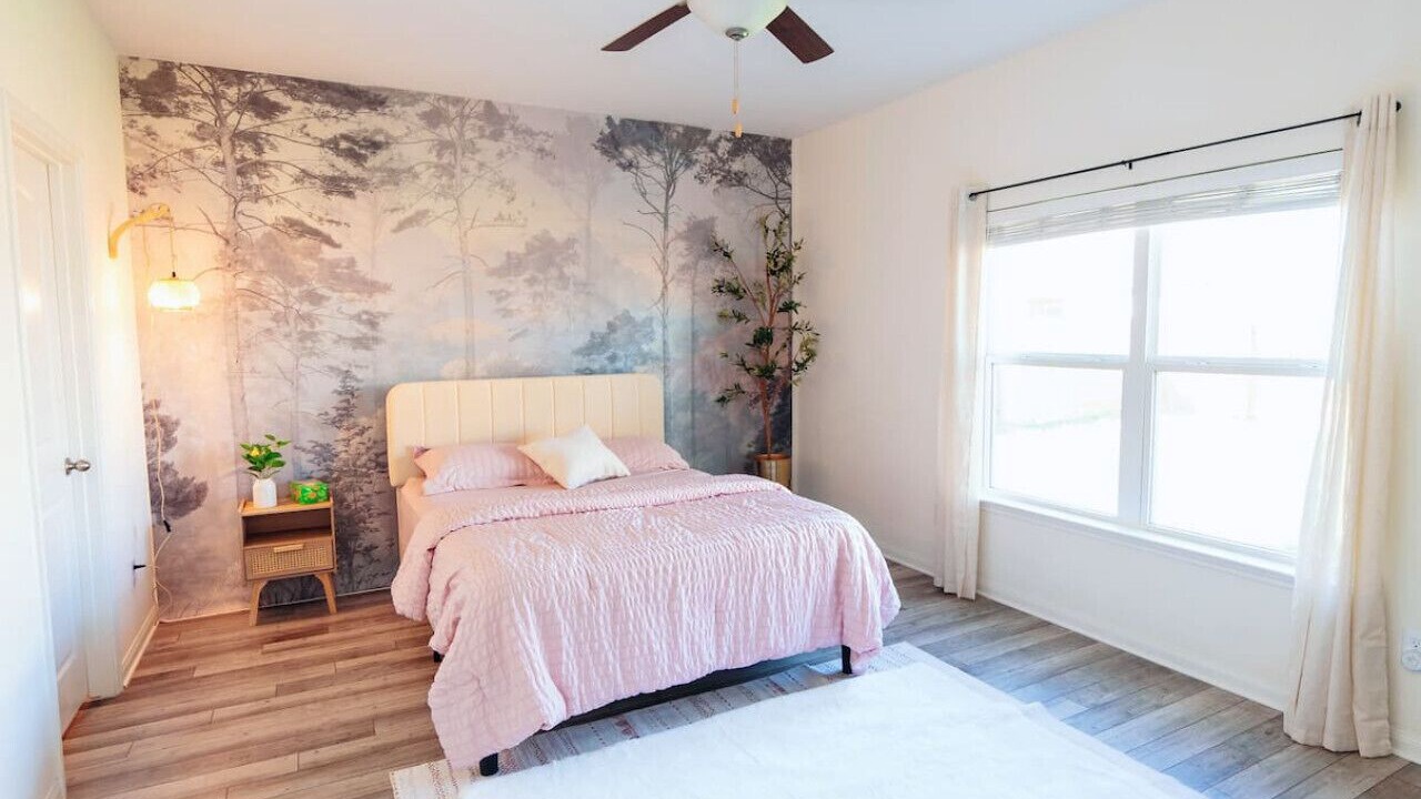 Photo of Bedroom in Kyle