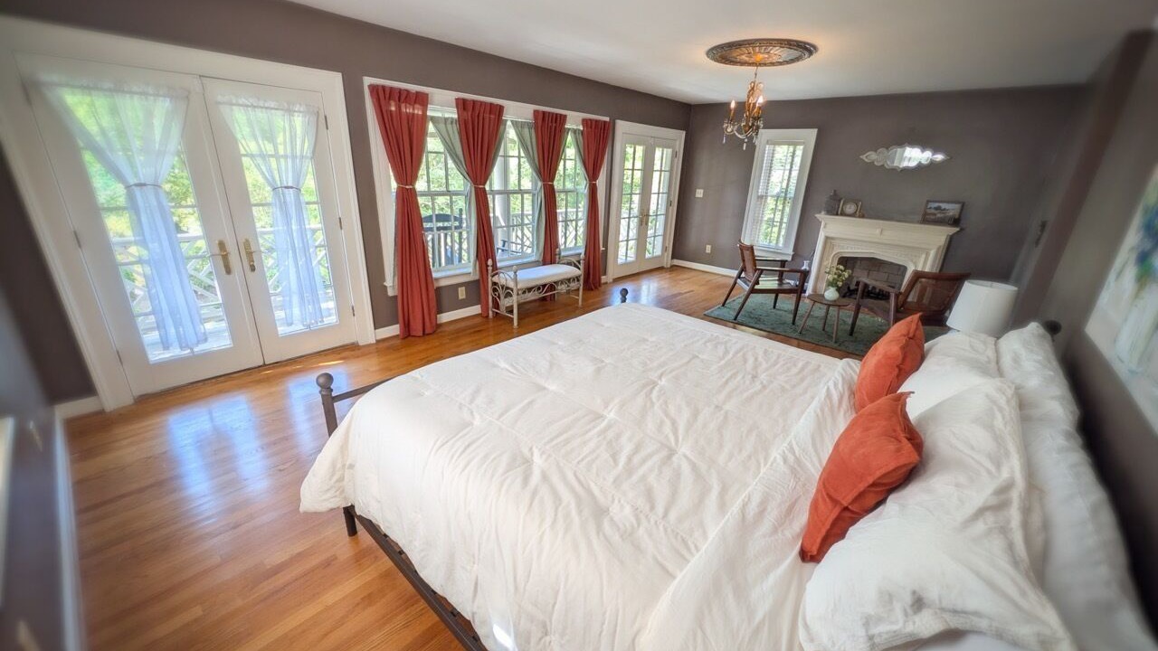 Photo of Livingroom in Smithfield