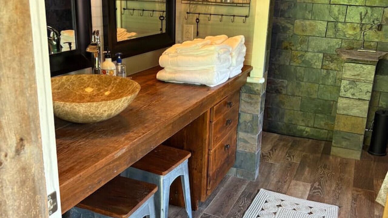 Photo of Bathroom in Stokes