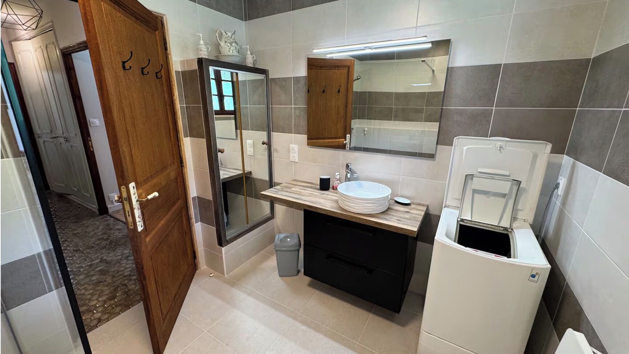 Photo of Bathroom in Saint-Antonin Noble Val