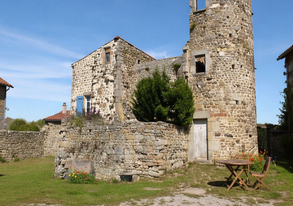 Photo of Outdoor in Saint-Yvoine