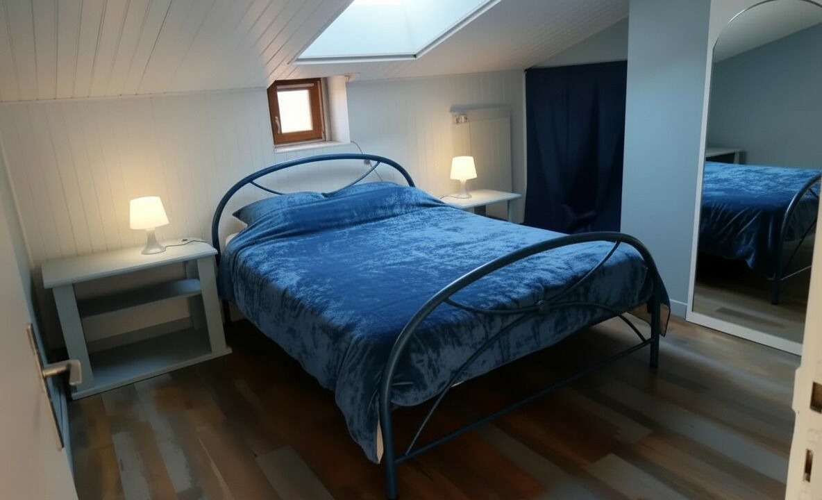Photo of Bedroom in Saint-Yvoine