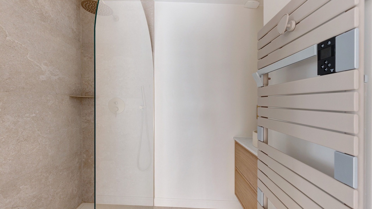 Photo of Bathroom in Allonnes