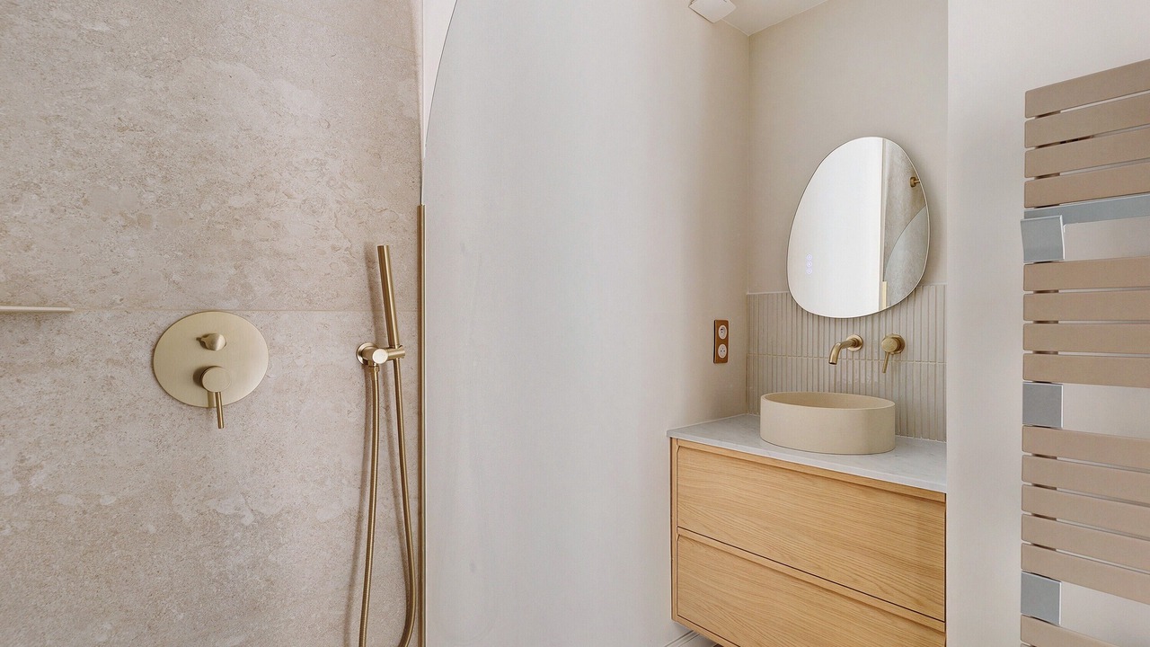 Photo of Bathroom in Allonnes