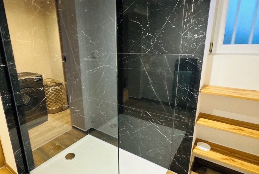 Photo of Bathroom in Mouilleron-le-Captif