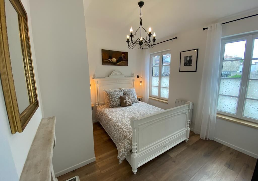 Photo of Bedroom in Saint-Hilaire-des-Loges