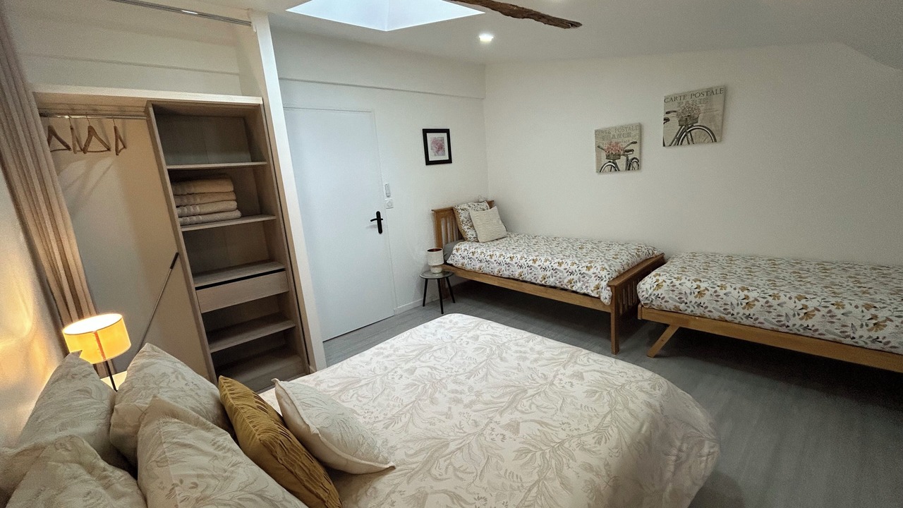 Photo of Bedroom in Saint-Hilaire-des-Loges
