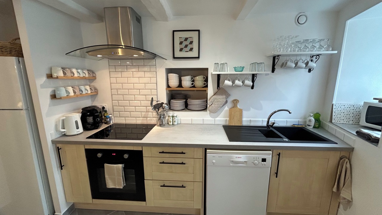 Photo of Kitchen in Saint-Hilaire-des-Loges