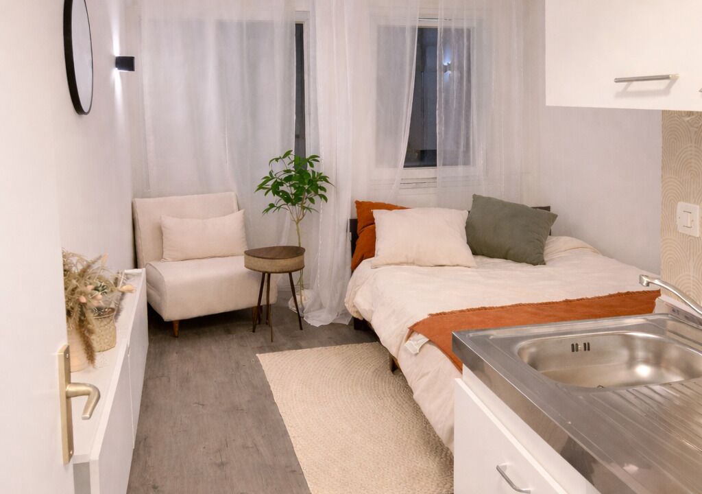 Photo of Bedroom in Quartier Villeneuve - Village-Olympique