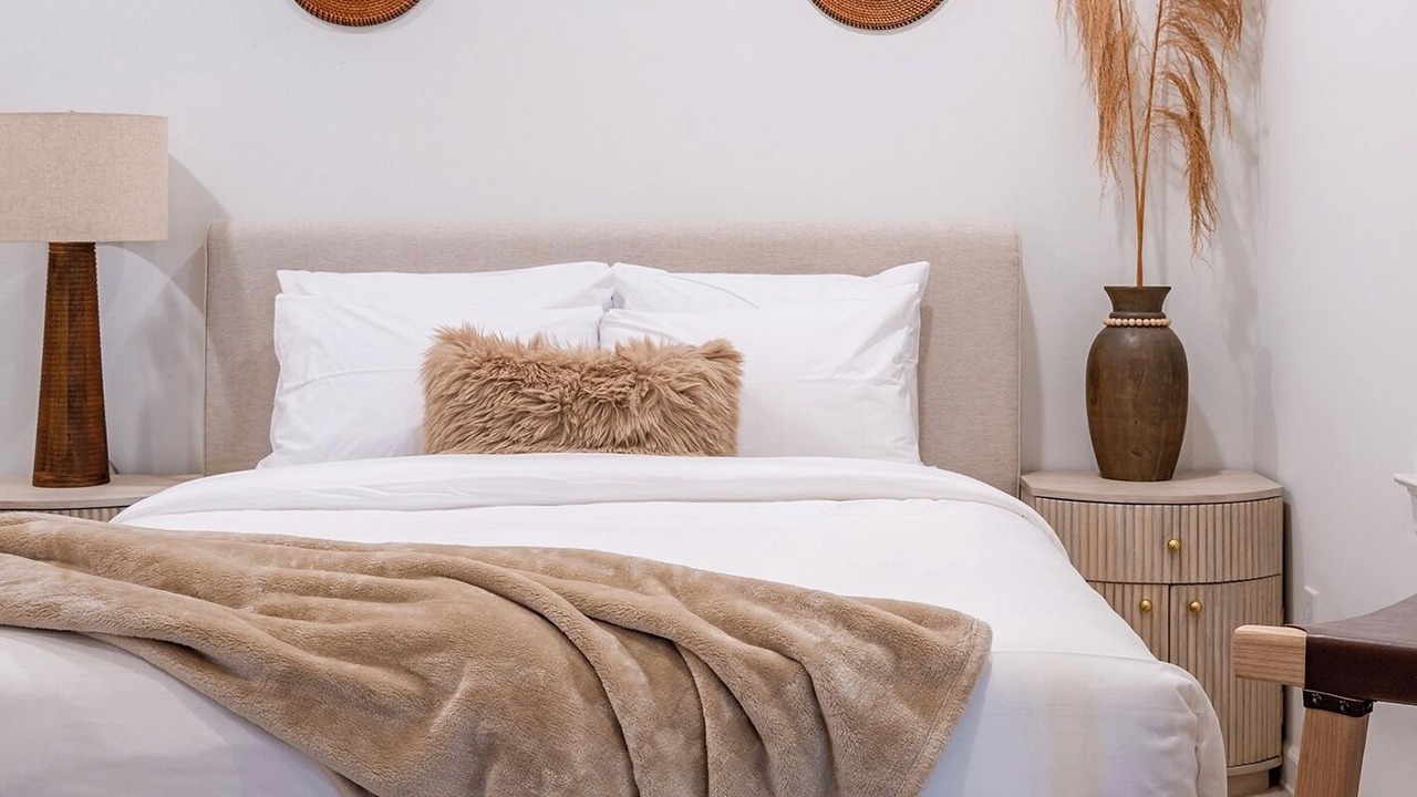 Photo of Bedroom in Neartown