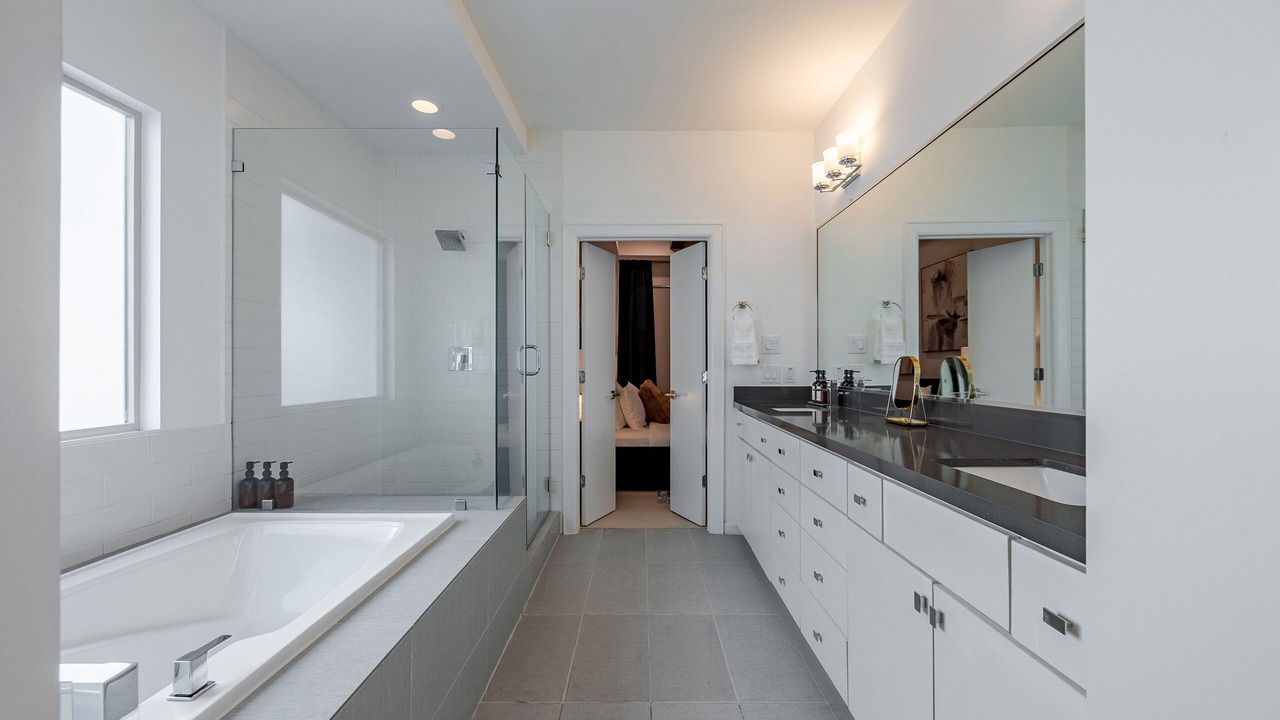 Photo of Bathroom in Neartown