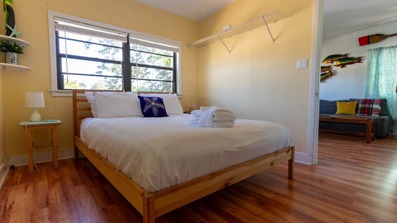 Photo of Bedroom in Largo Gardens