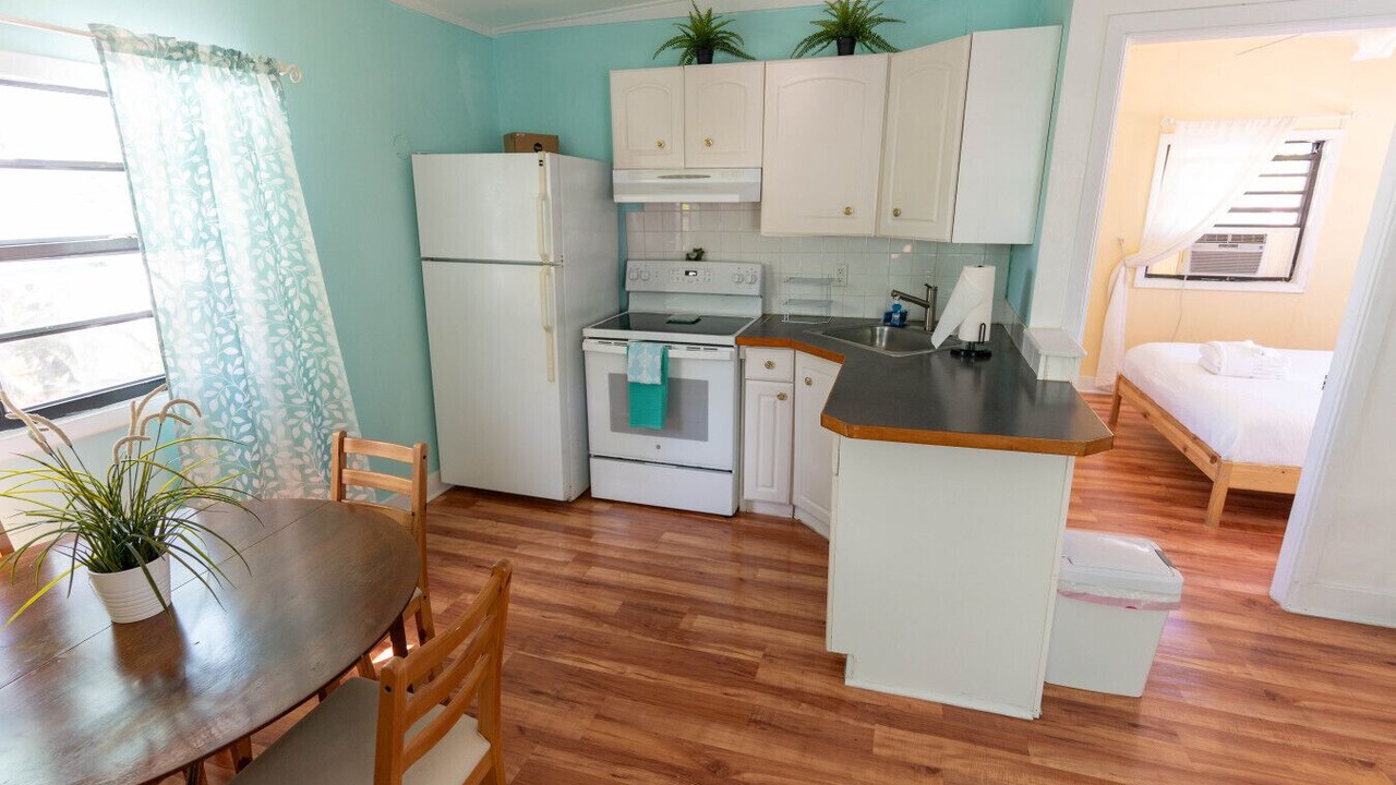 Photo of Bedroom in Largo Gardens