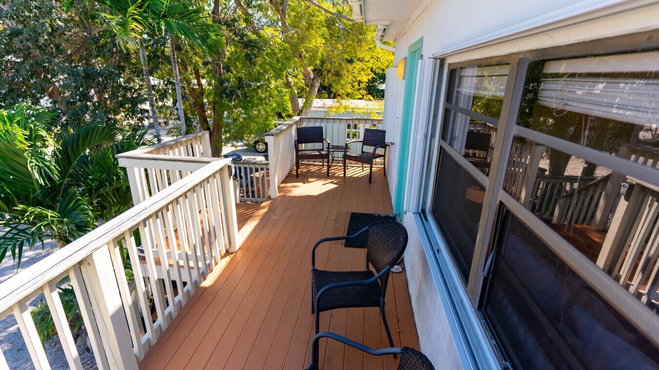 Photo of Patio Balcony in Largo Gardens