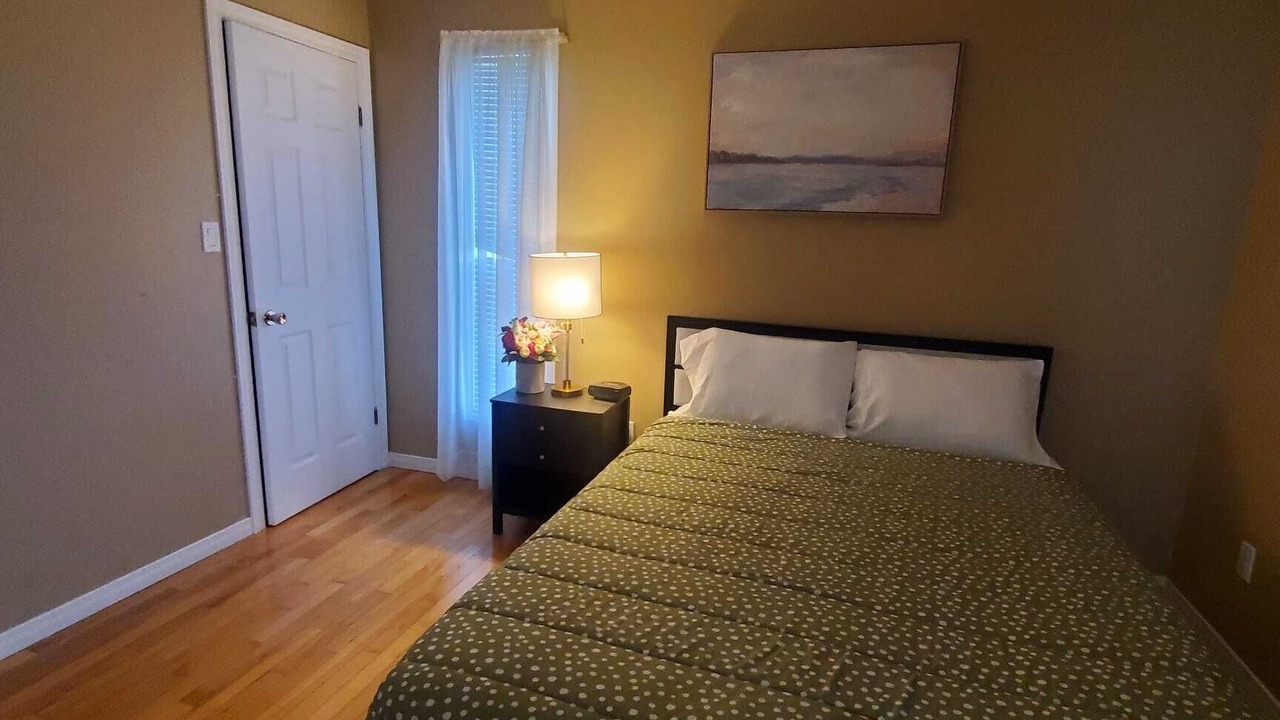 Photo of Bedroom in Wiarton