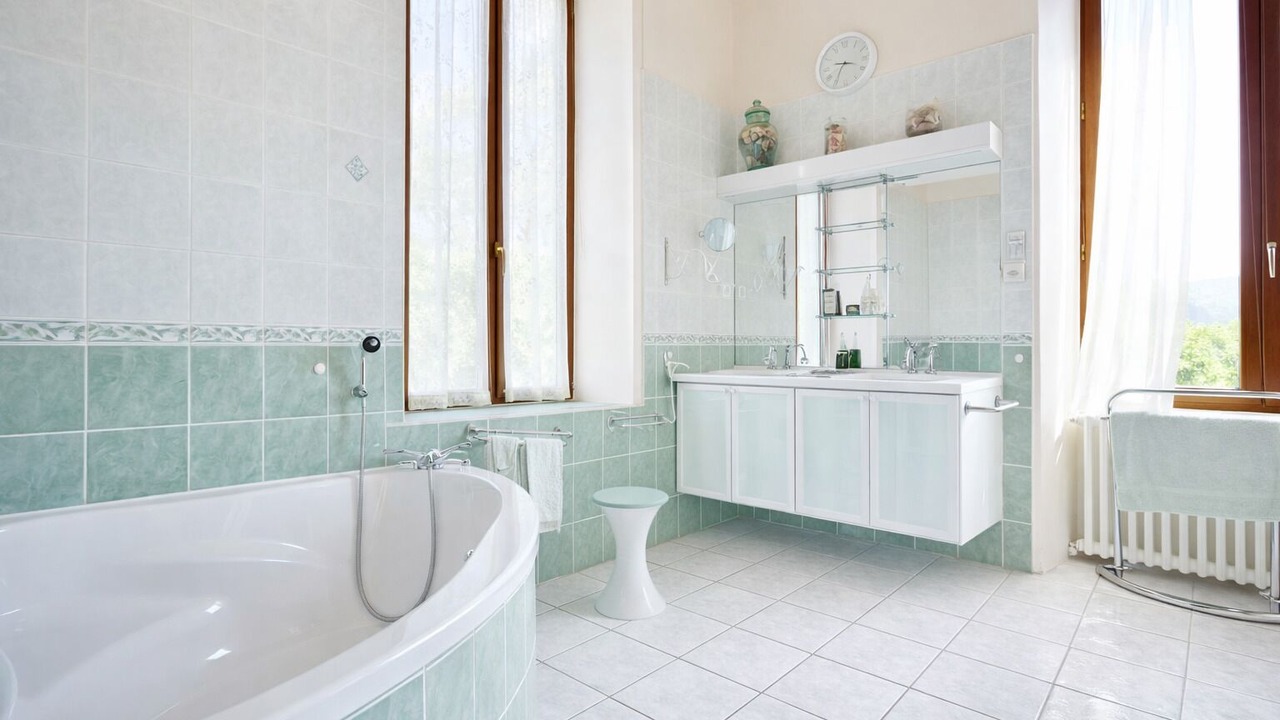 Photo of Bathroom in Saint-Bueil