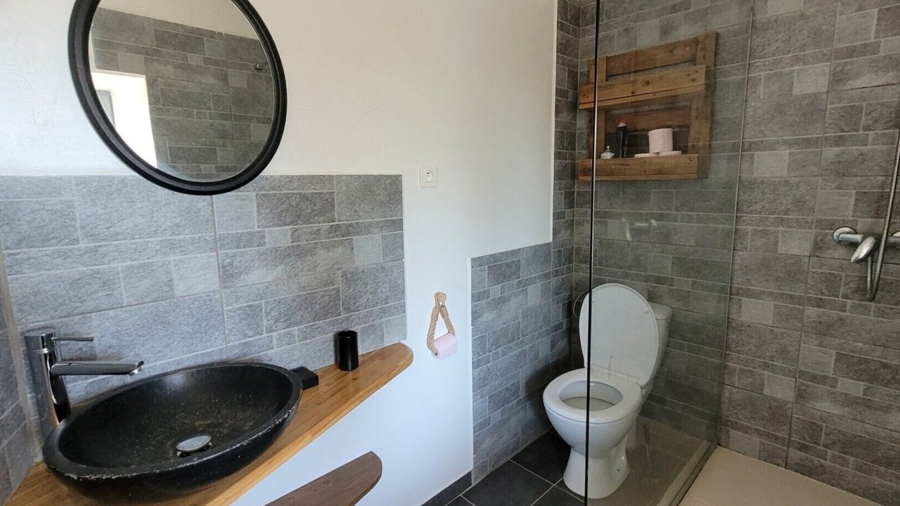 Photo of Bathroom in Rousson
