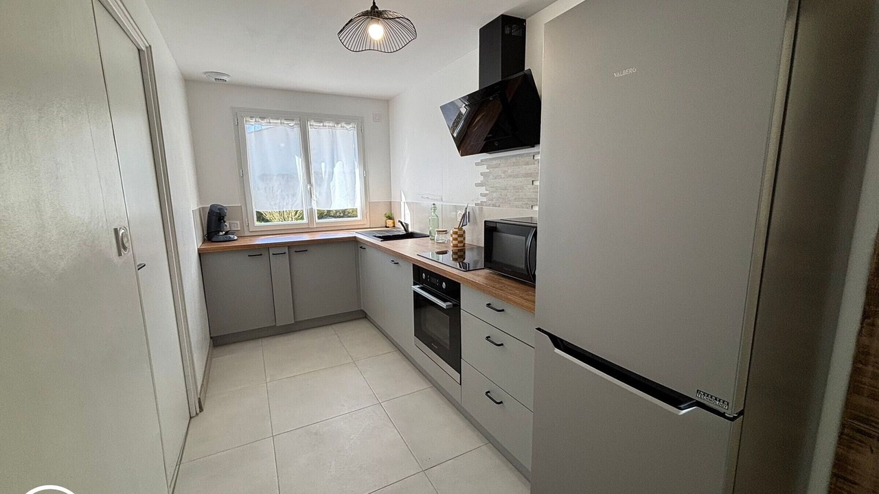 Photo of Kitchen in L'Ile-d'Elle