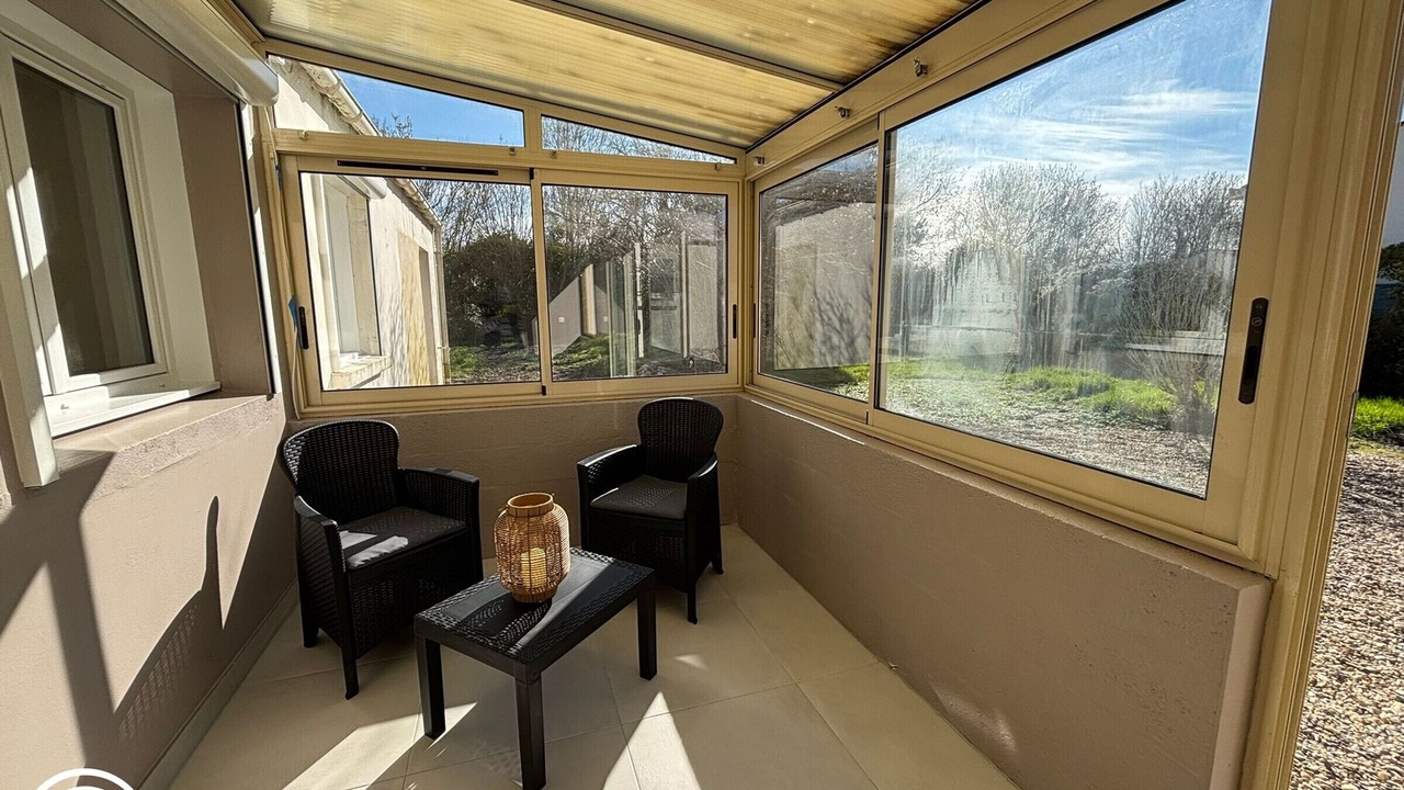 Photo of Patio Balcony in L'Ile-d'Elle