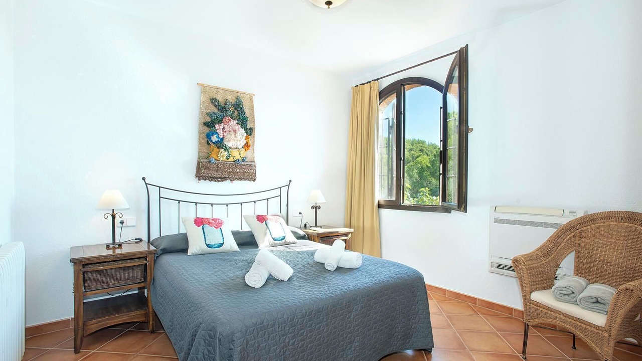 Photo of Bedroom in Regencos