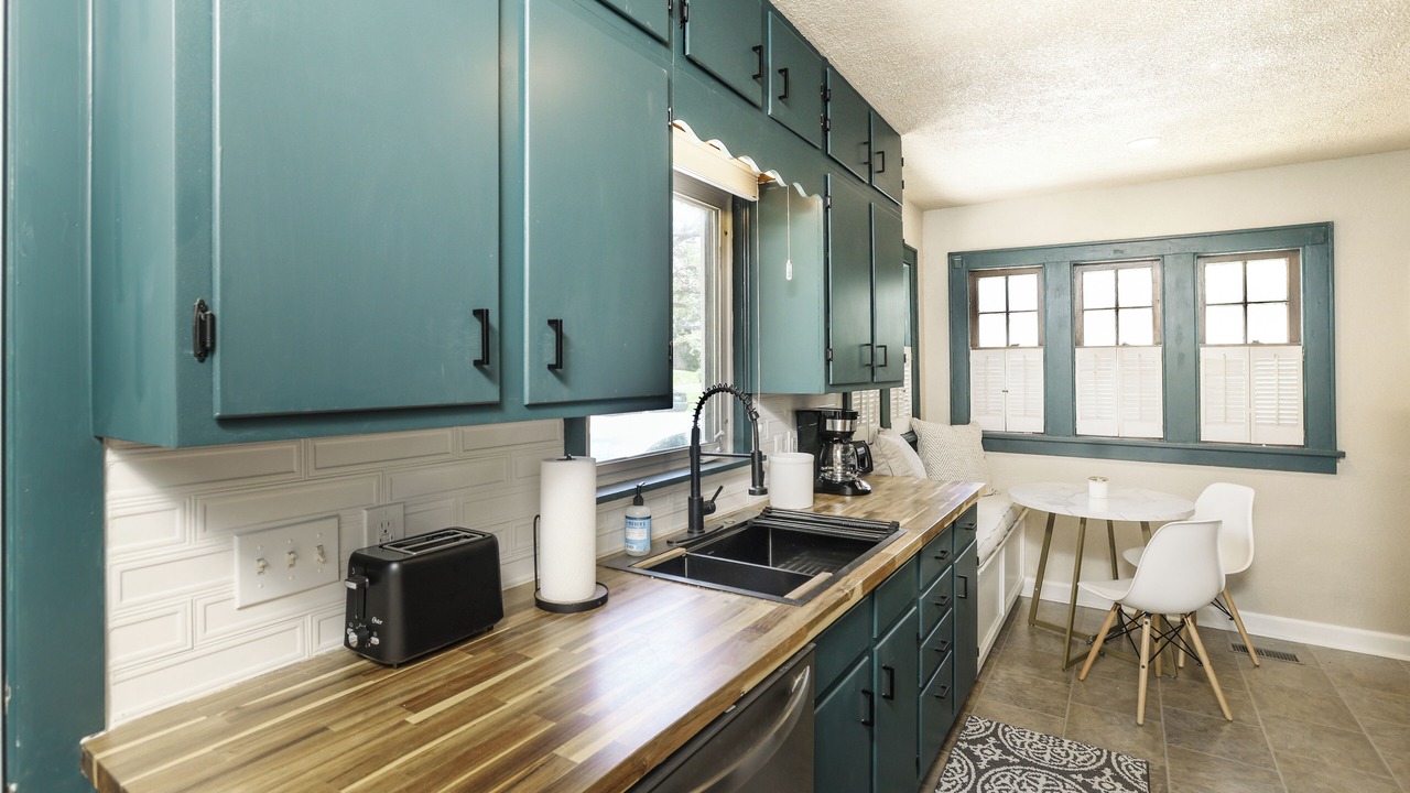 Photo of Kitchen in College Hill